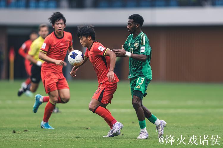 王钰栋领跑中超射手榜!国足首发呼之欲出? 王钰栋领跑中超射手榜!国足首发呼之欲出?